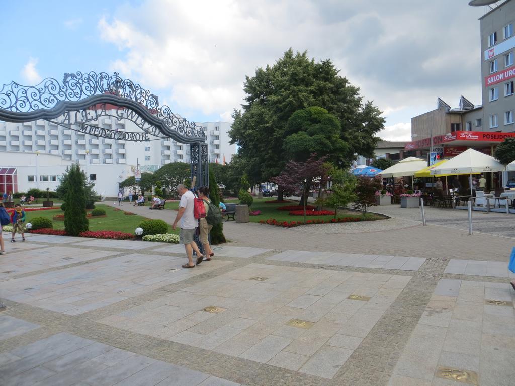 Apartament Horyzont Astra Miedzyzdroje Exterior photo